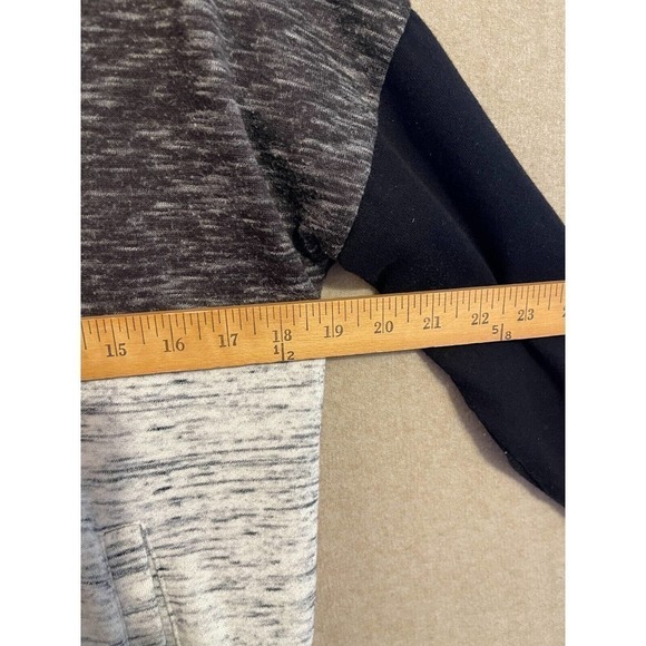 Flirtitude Active Sweatshirt Women's Small Black and Gray - Picture 6 of 11